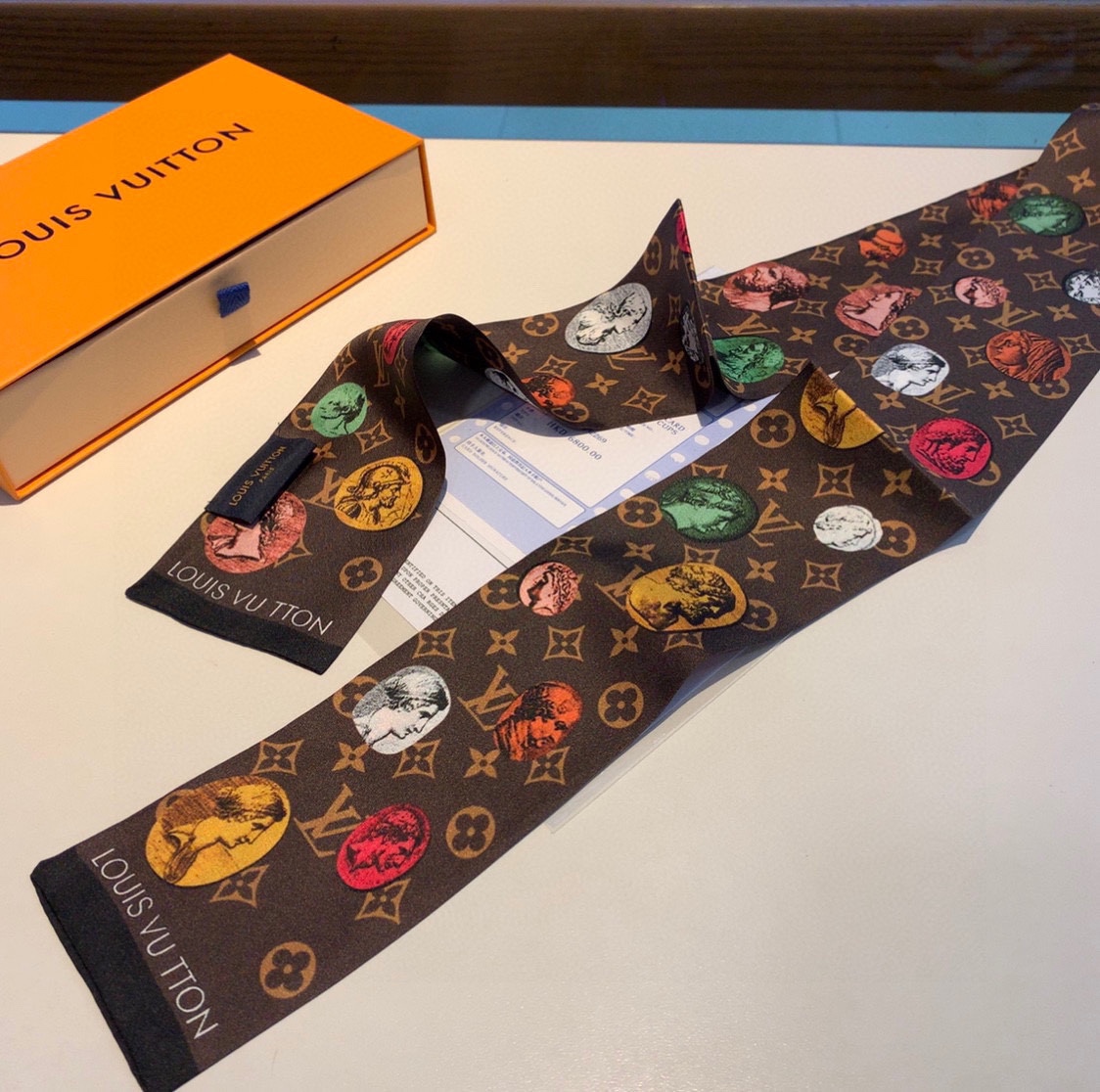 BANDEAU, Louis Vuitton lV