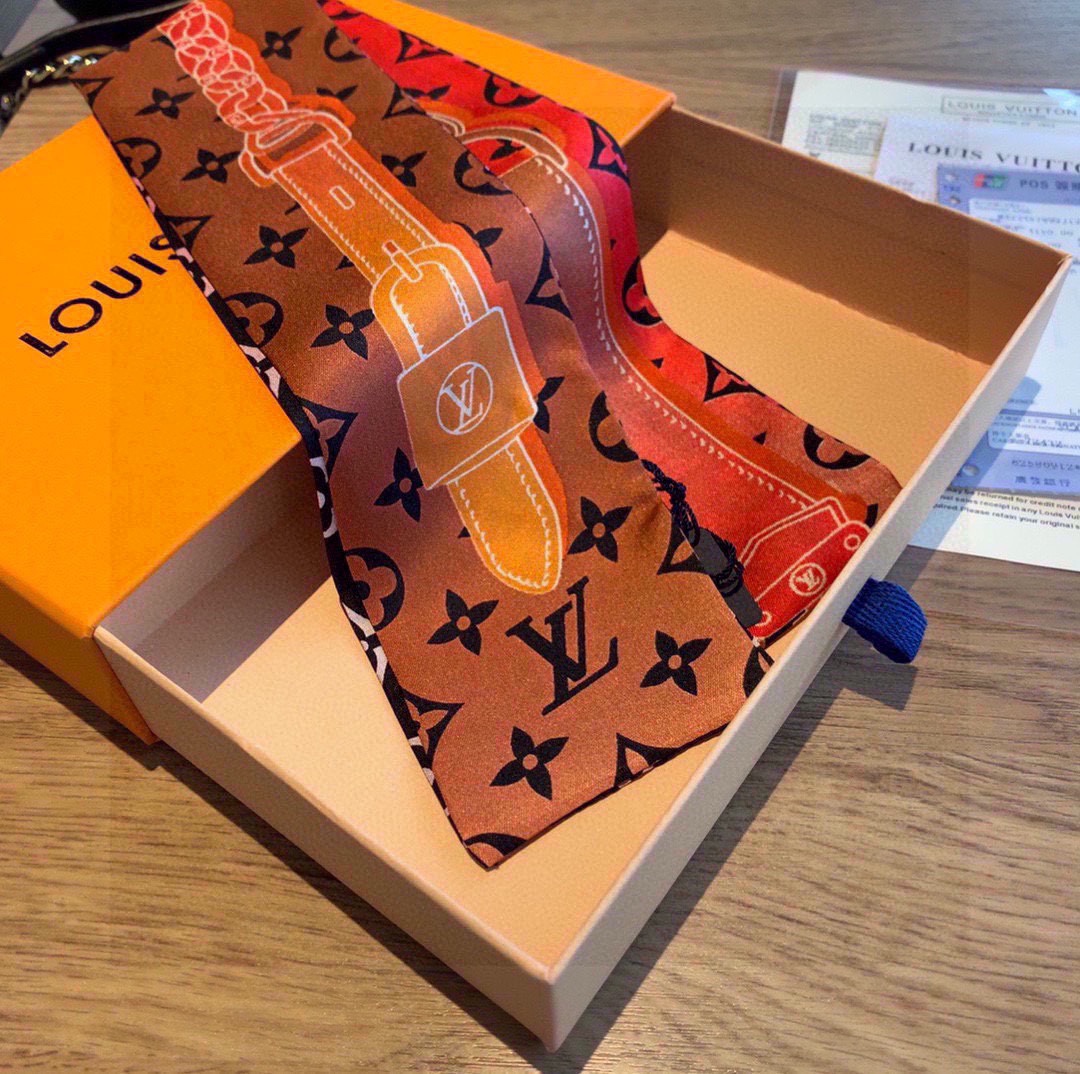BANDEAU, Louis Vuitton lV