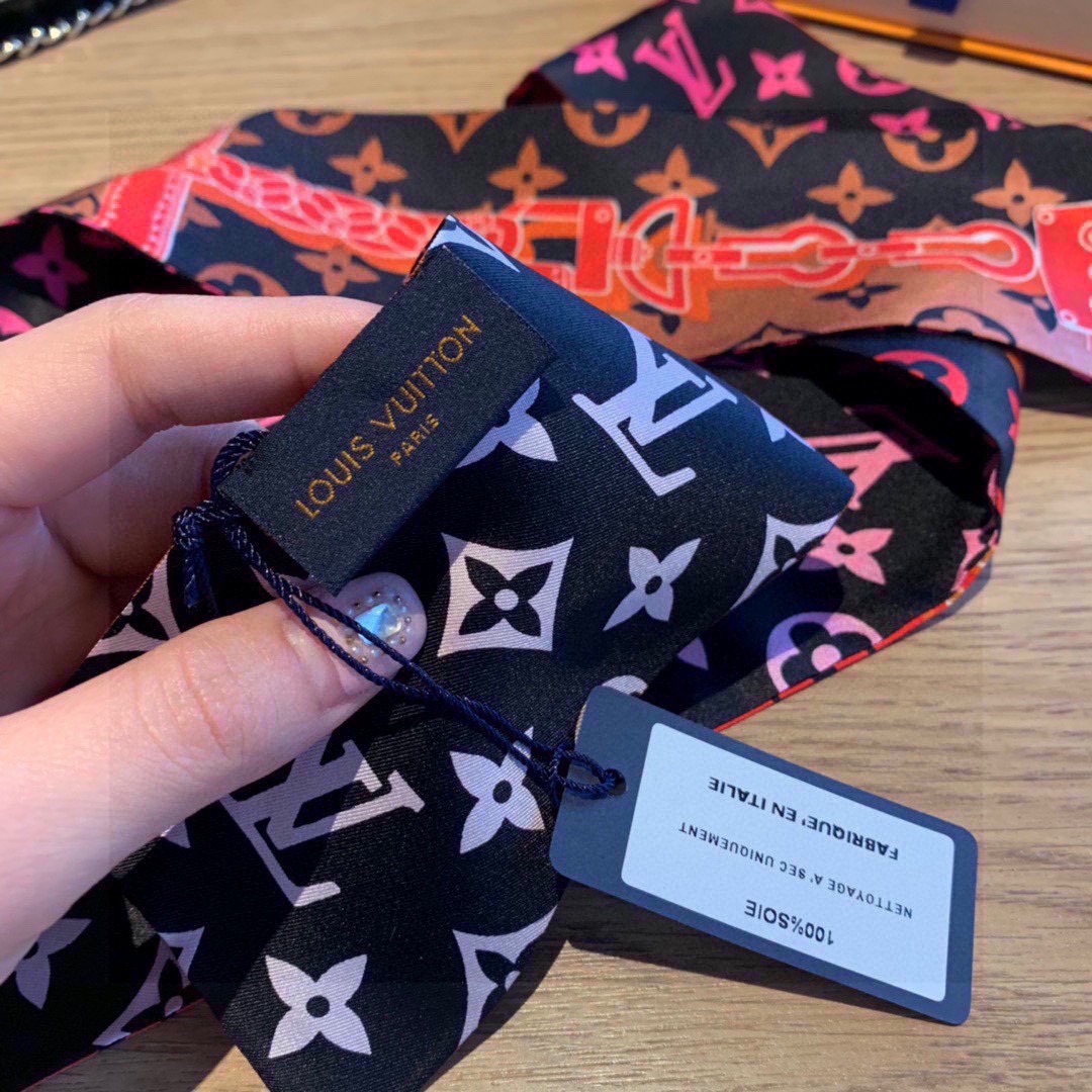 BANDEAU, Louis Vuitton lV