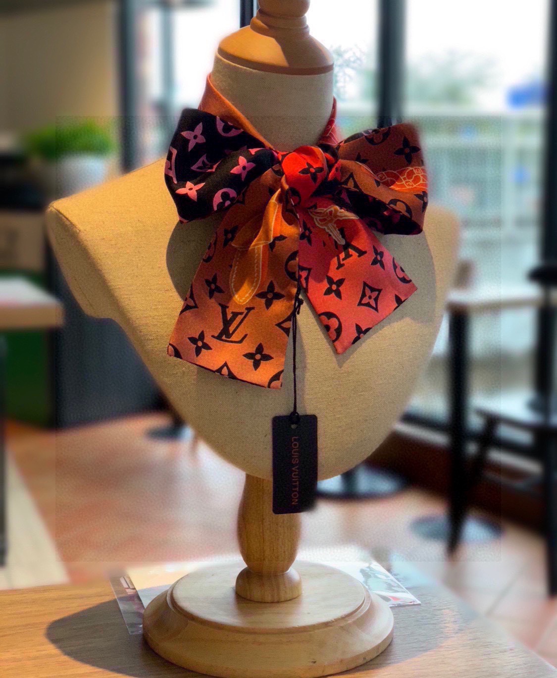 BANDEAU, Louis Vuitton lV