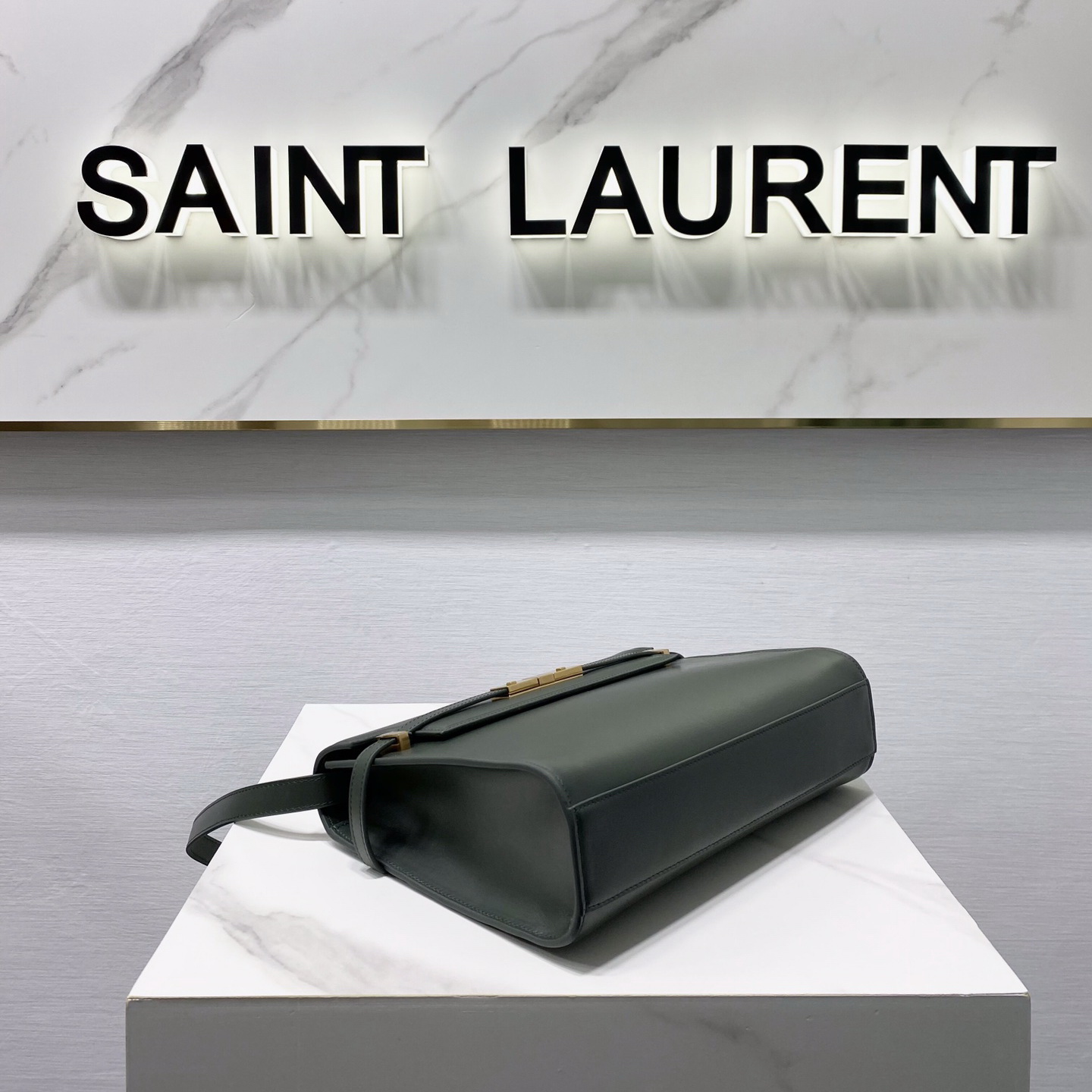 579271 MANHATTAN SHOULDER BAG IN BOX SAINT LAURENT LEATHER, Yves Saint Laurent YSL