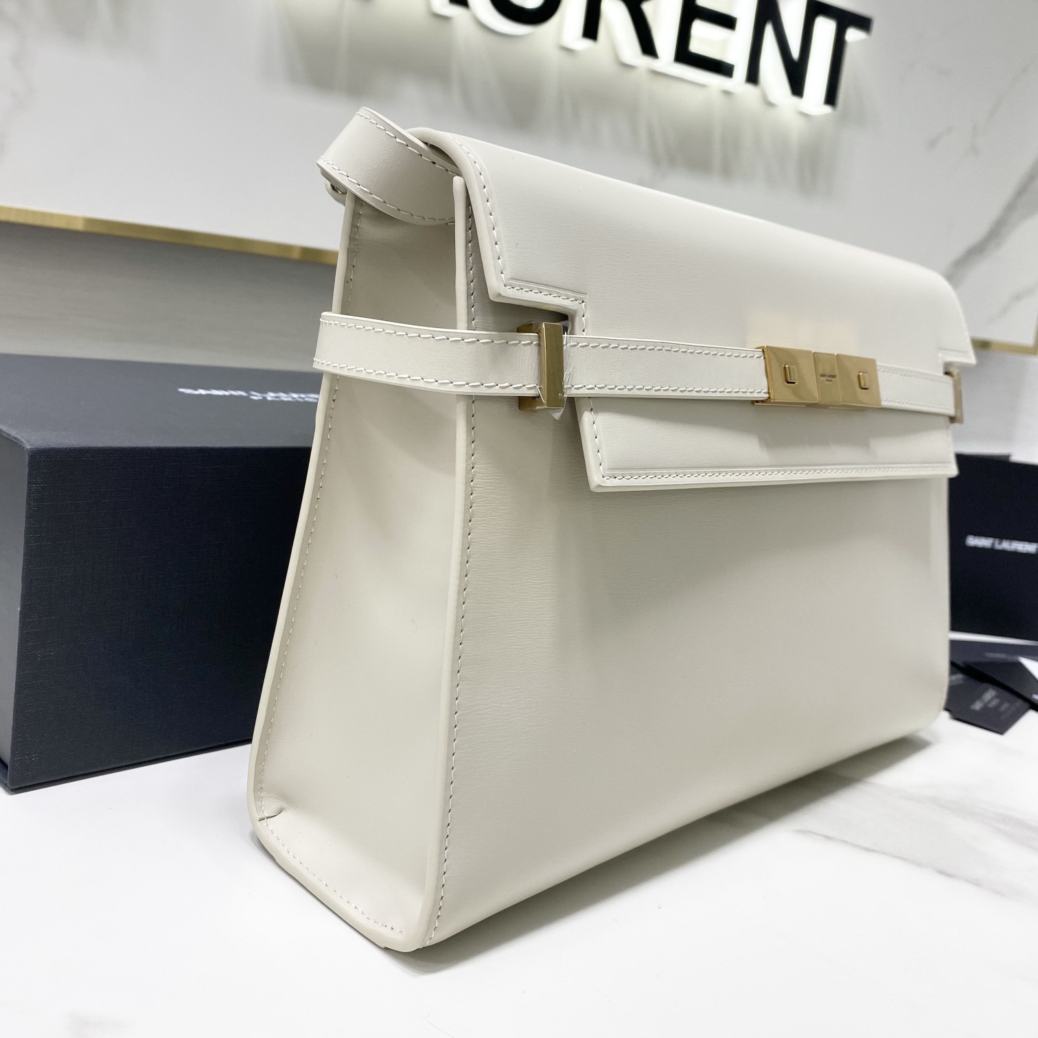 579271 MANHATTAN SHOULDER BAG IN BOX SAINT LAURENT LEATHER, Yves Saint Laurent YSL