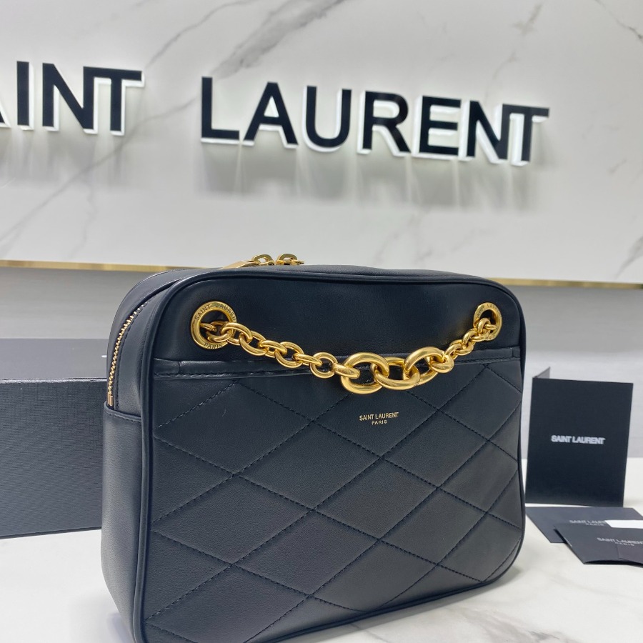 LE MAILLON SMALL CHAIN BAG IN QUILTED LAMBSKIN, YSL Saint Laurent