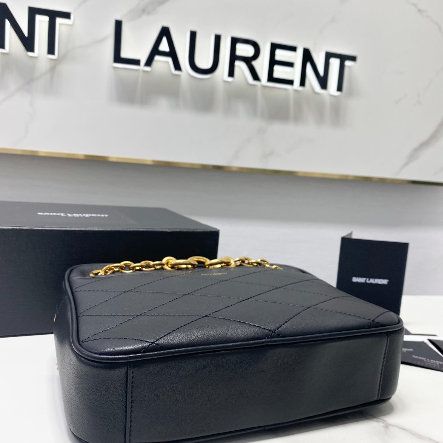 LE MAILLON SMALL CHAIN BAG IN QUILTED LAMBSKIN, YSL Saint Laurent
