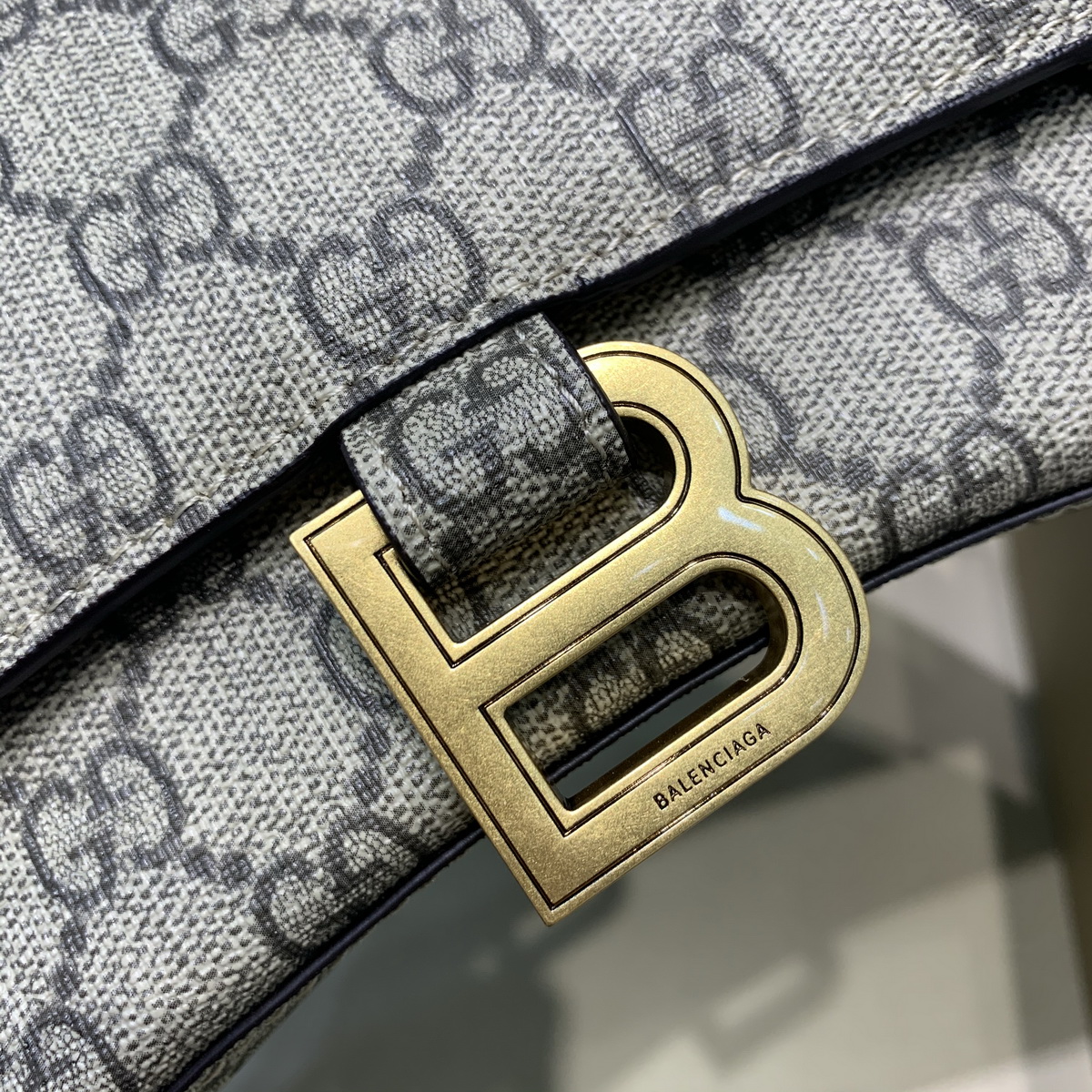 HOURGLASS SMALL TOP HANDLE BAG, Balenciaga Bag