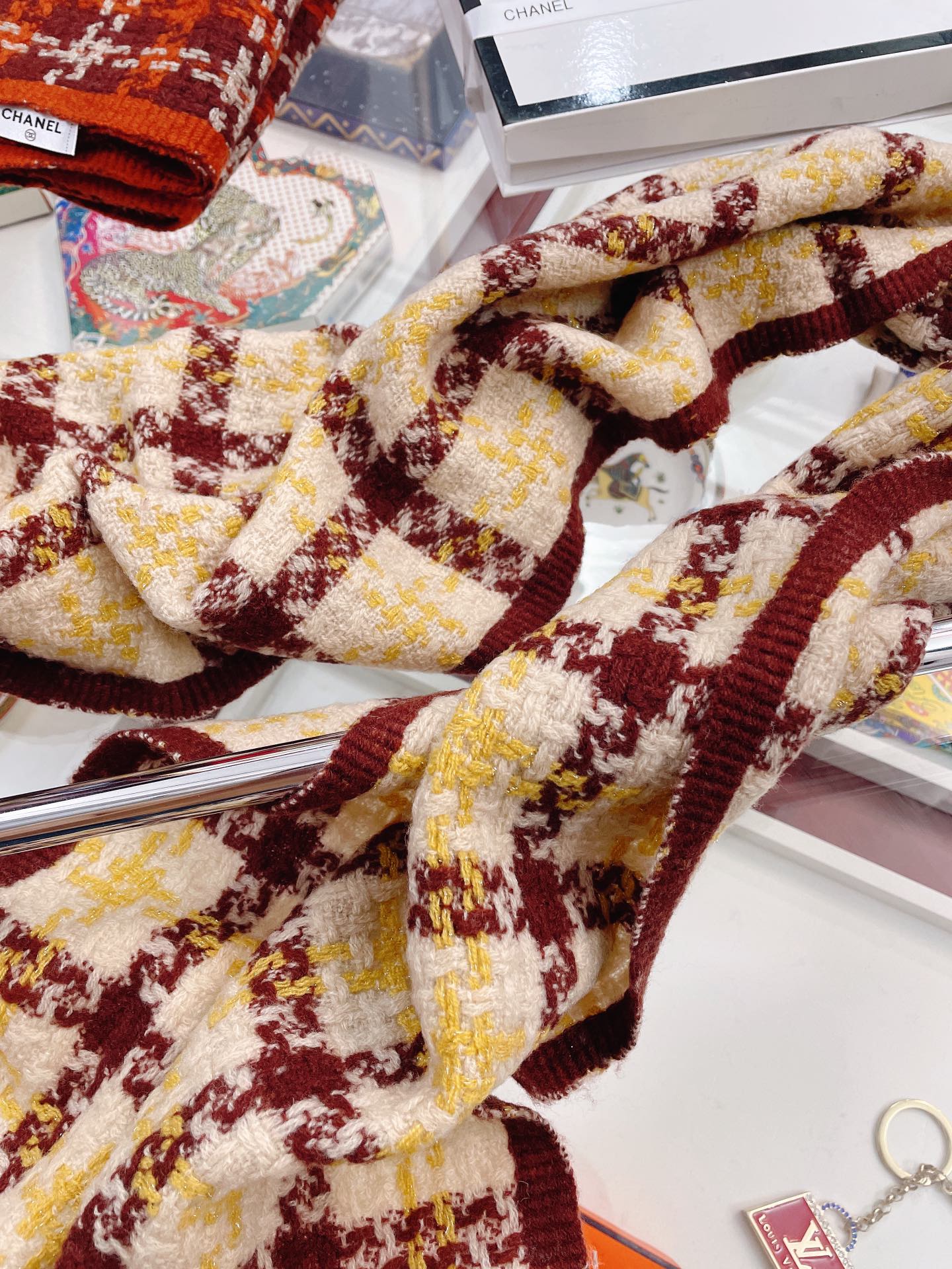 CHANEL SCARVES