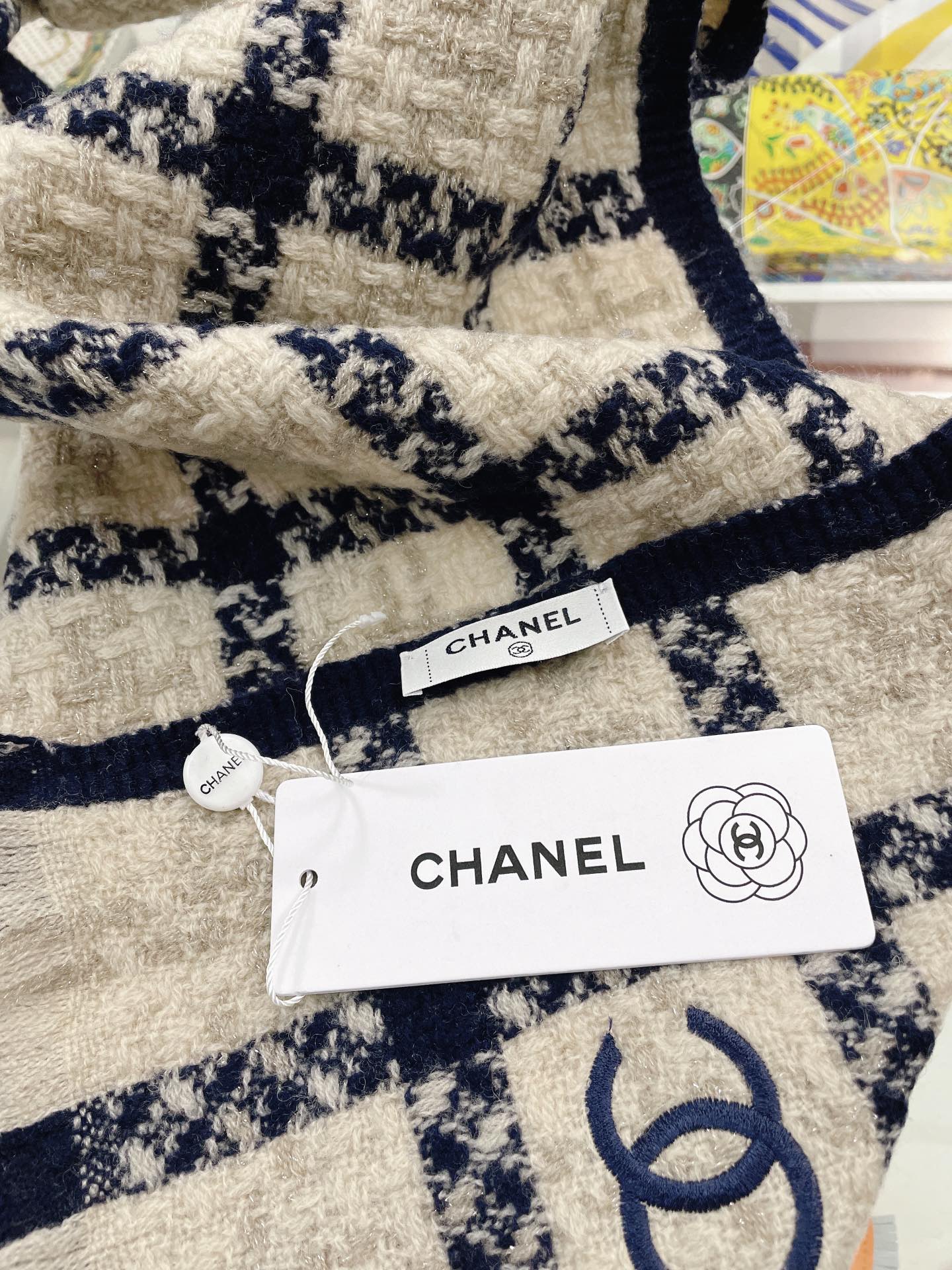 CHANEL SCARVES