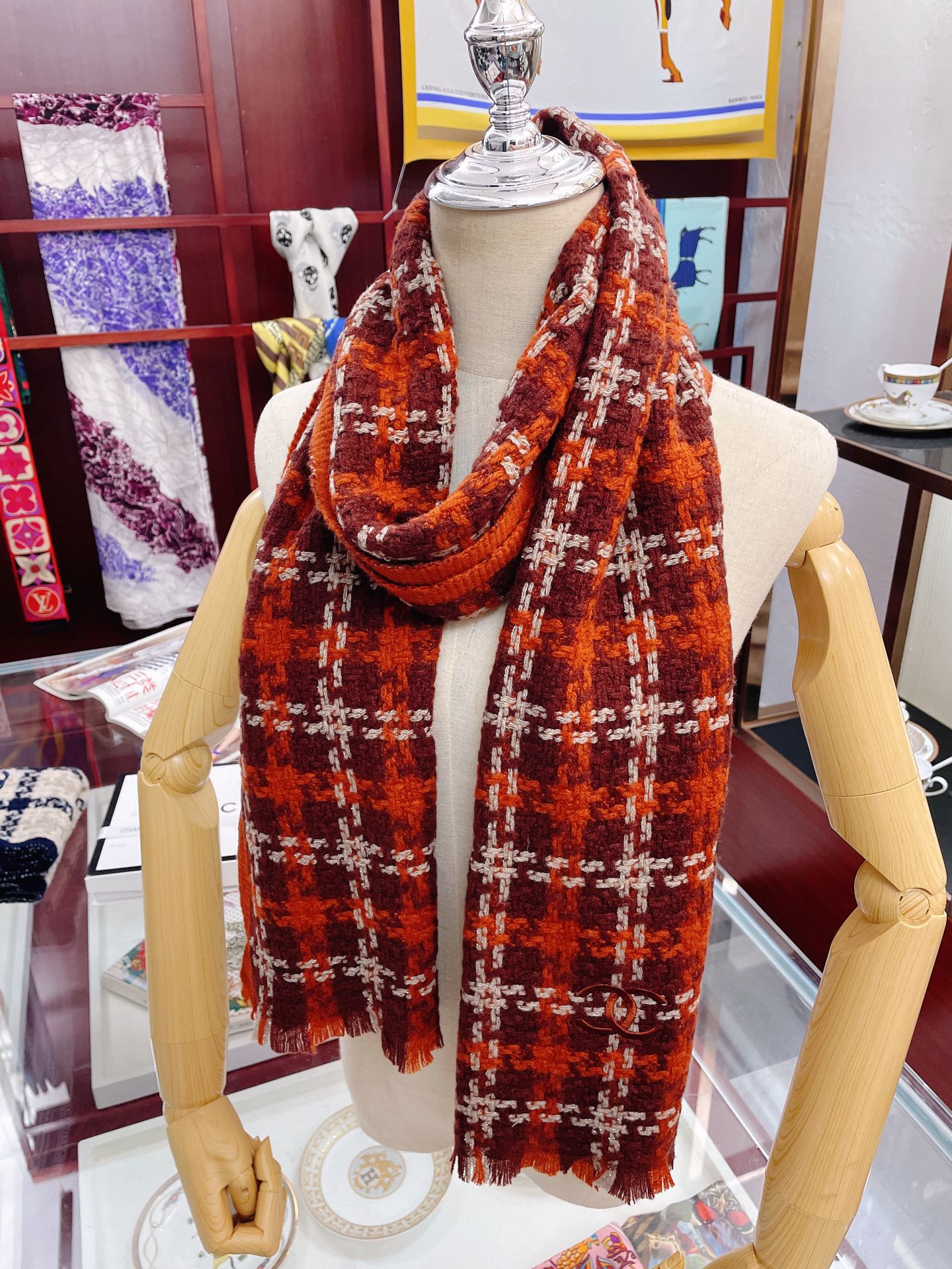 CHANEL SCARVES