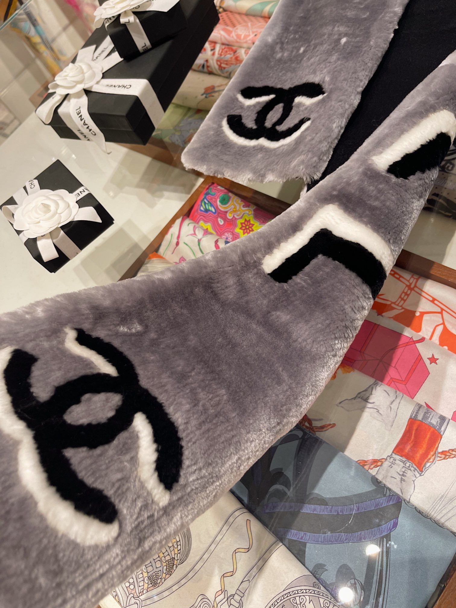 CHANEL SCARVES