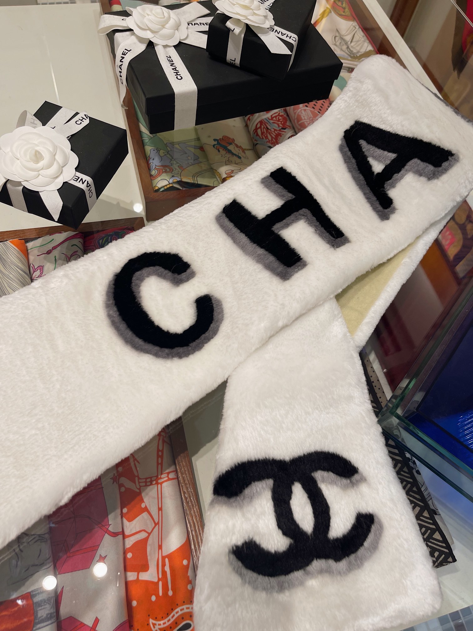 CHANEL SCARVES