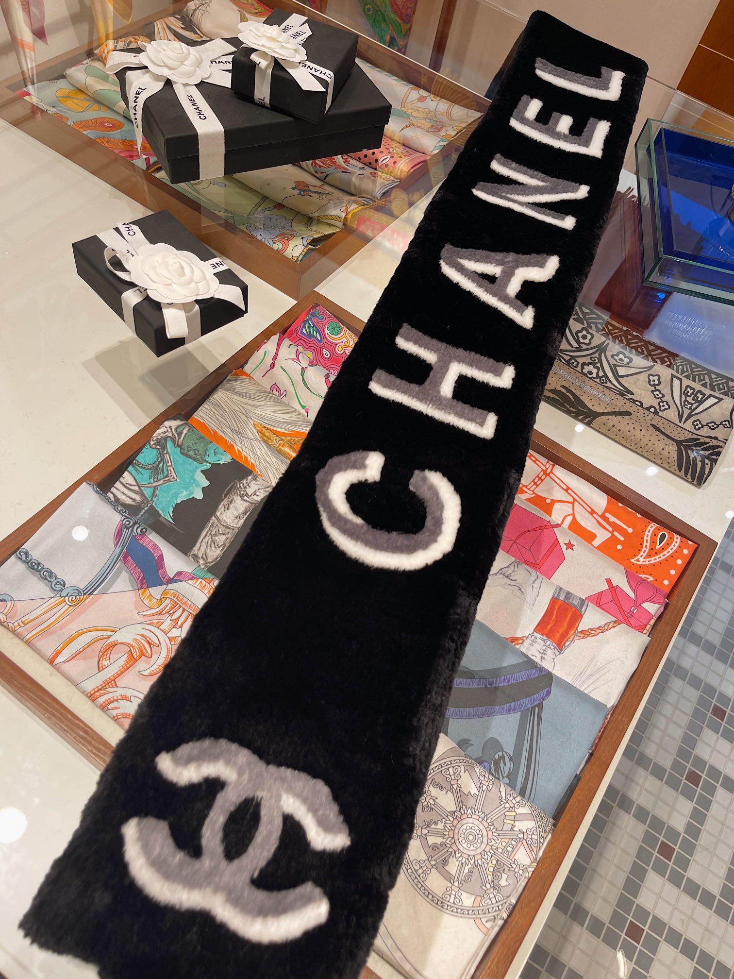 CHANEL SCARVES