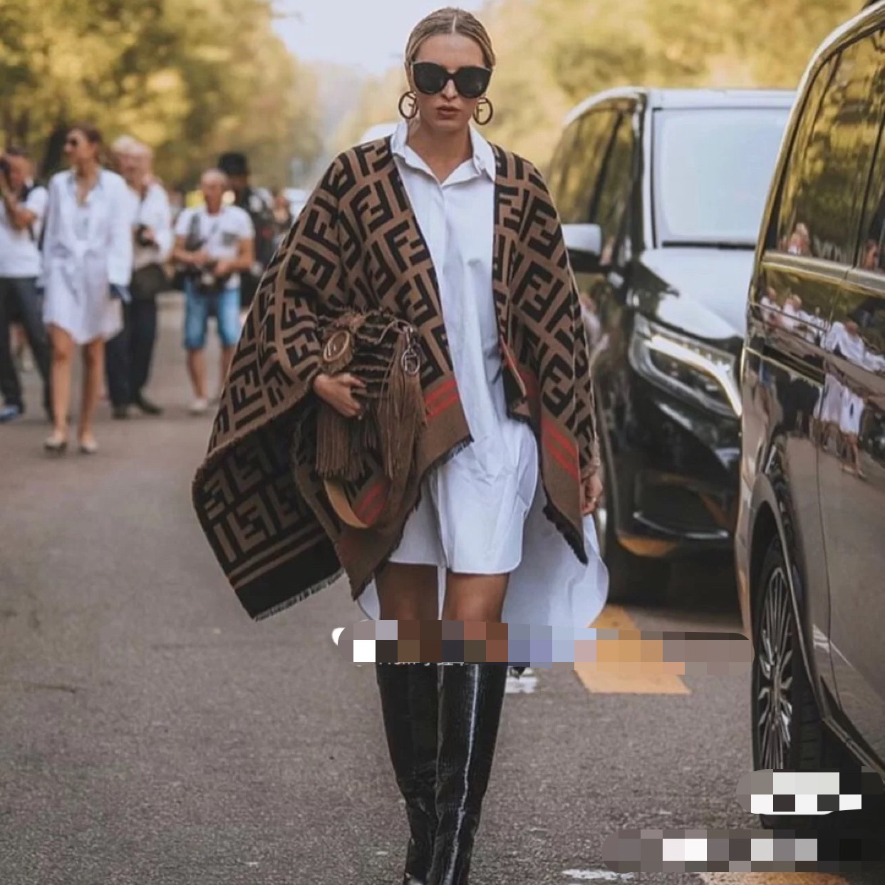 Fendi Ponchos, 95% Wool, 5% Silk
