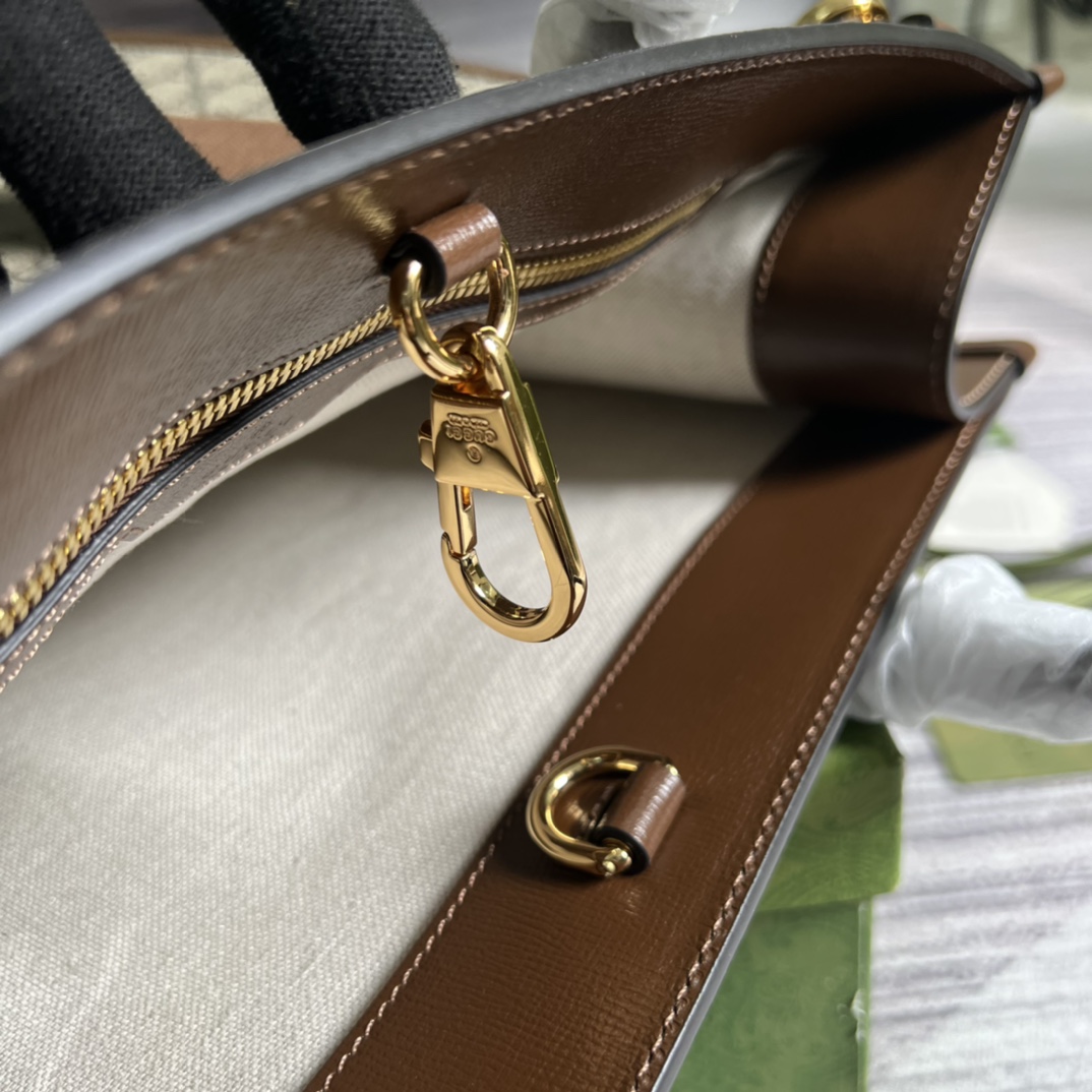 674155 Medium tote with Interlocking G, gucci Bags for Men
