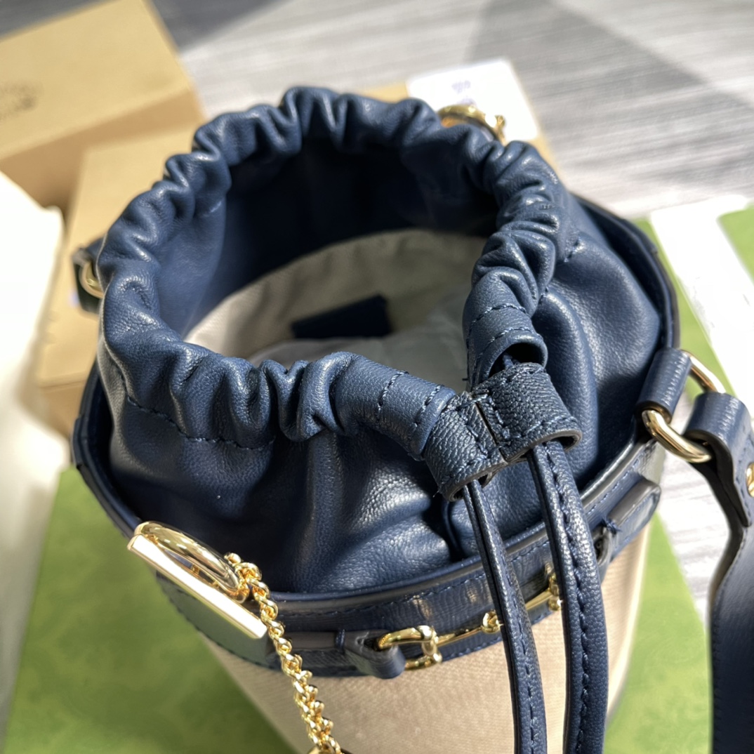637115  Gucci Horsebit 1955 small bucket bag, gucci