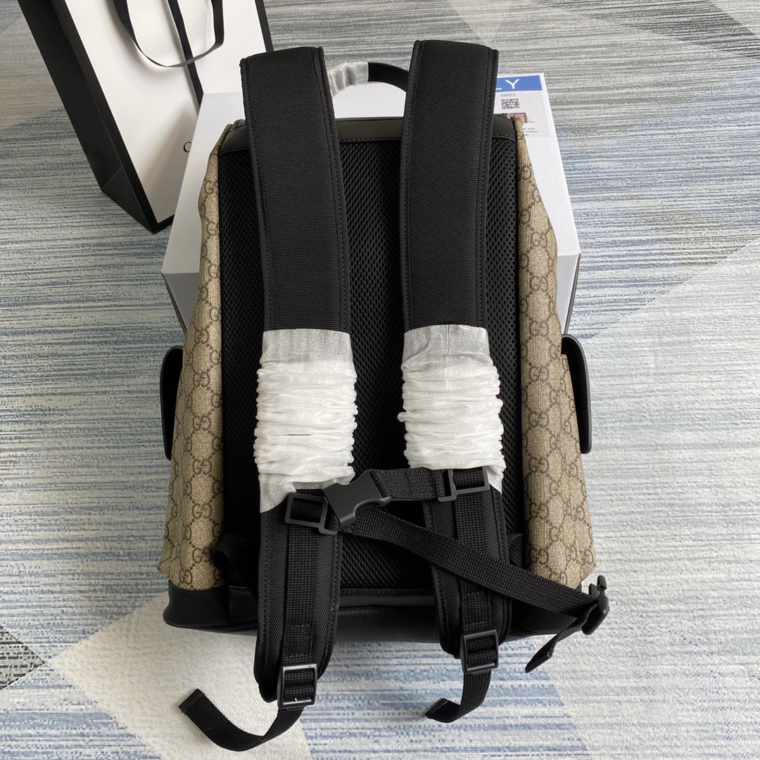 495563  GG Black backpack