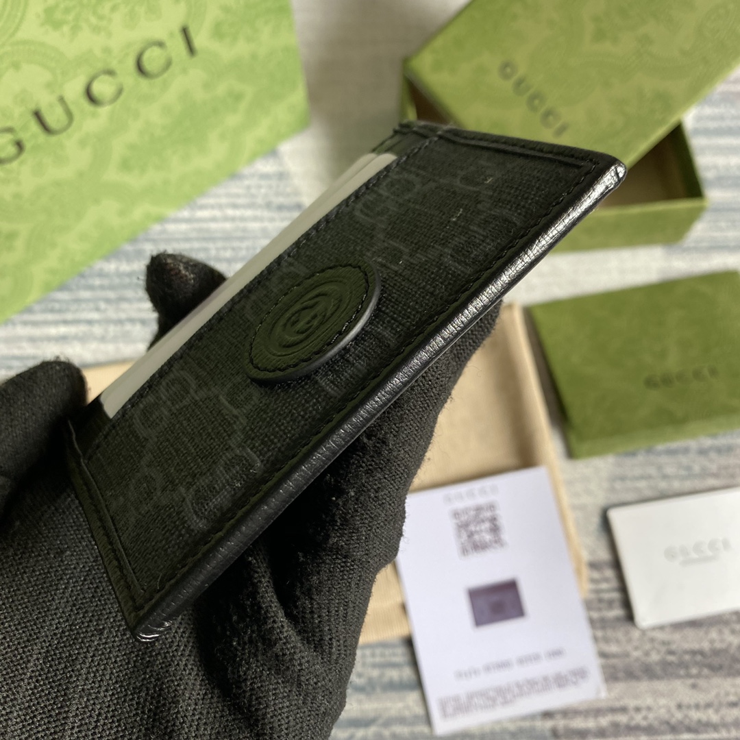 673002  Card case with Interlocking G, Gucci