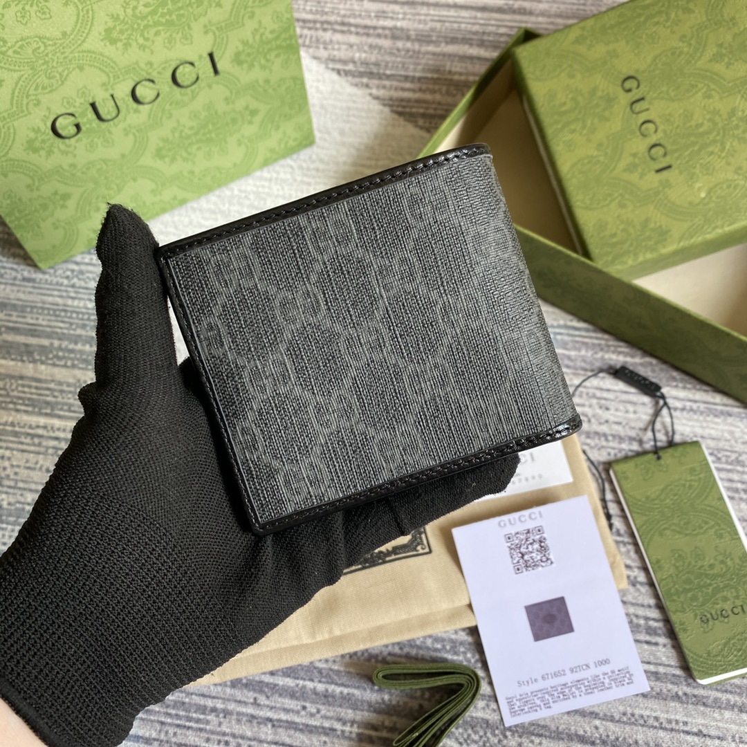 671652 Wallet with Interlocking G, Gucci