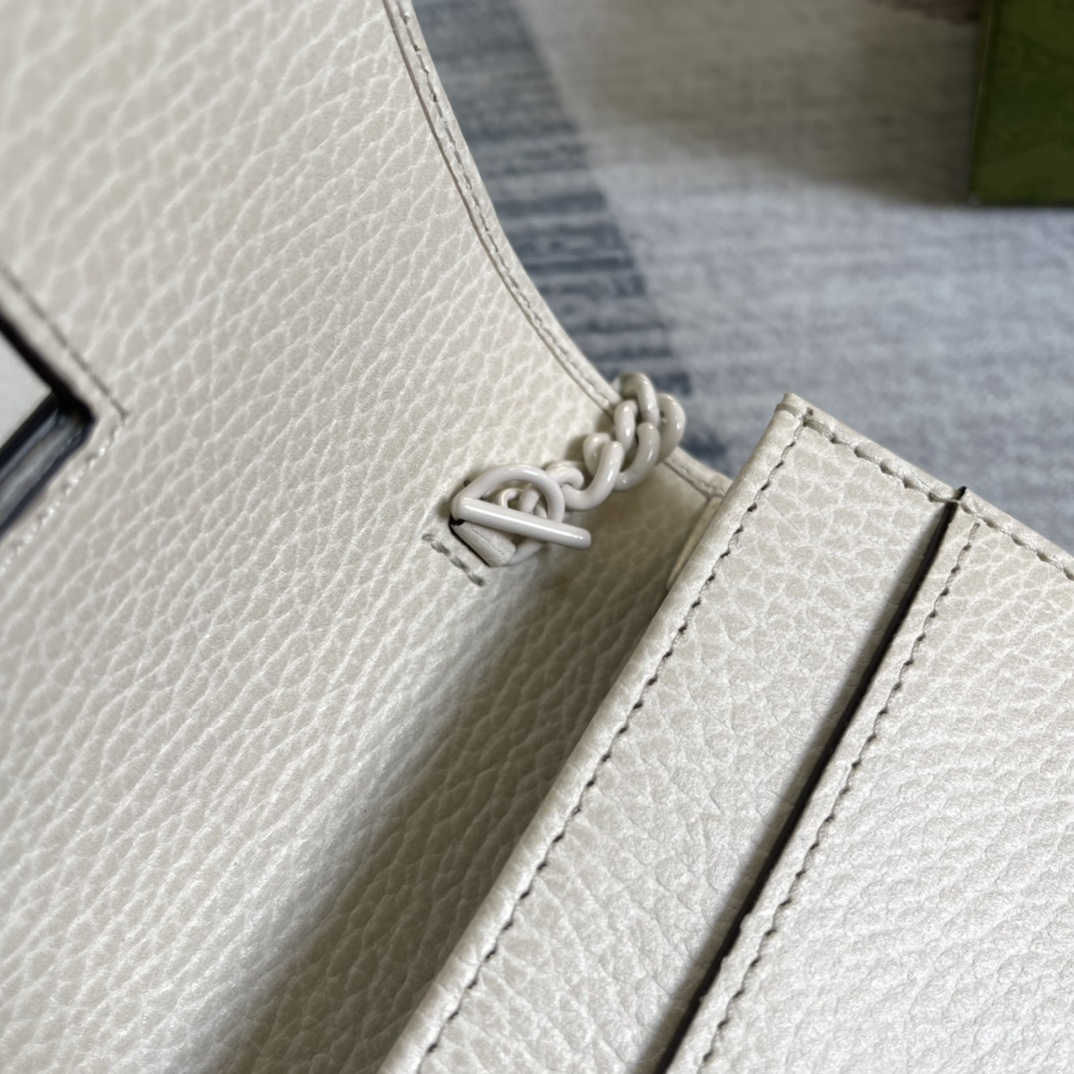 497985  GG Marmont chain wallet, Gucci Chain Wallets for Women