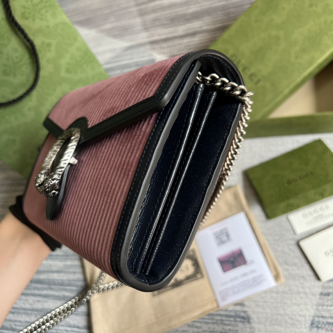 401231 Dionysus GG Supreme chain wallet, GUCCI Chain Wallets for Women