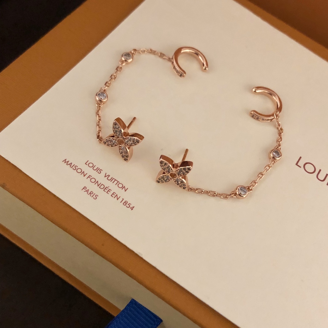 Earrings, Louis Vuitton LV