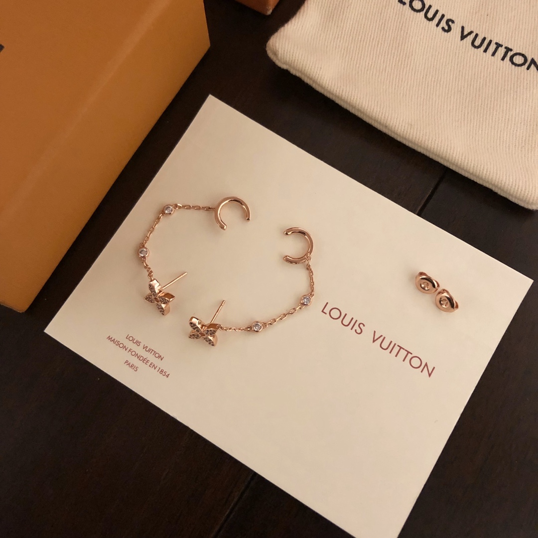 Earrings, Louis Vuitton LV