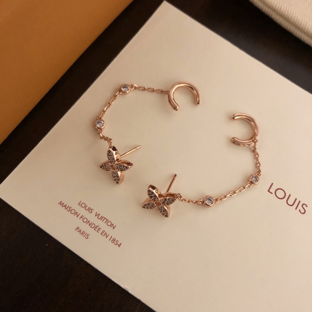 Earrings, Louis Vuitton LV