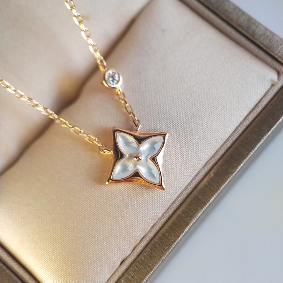 LV NECKLACE