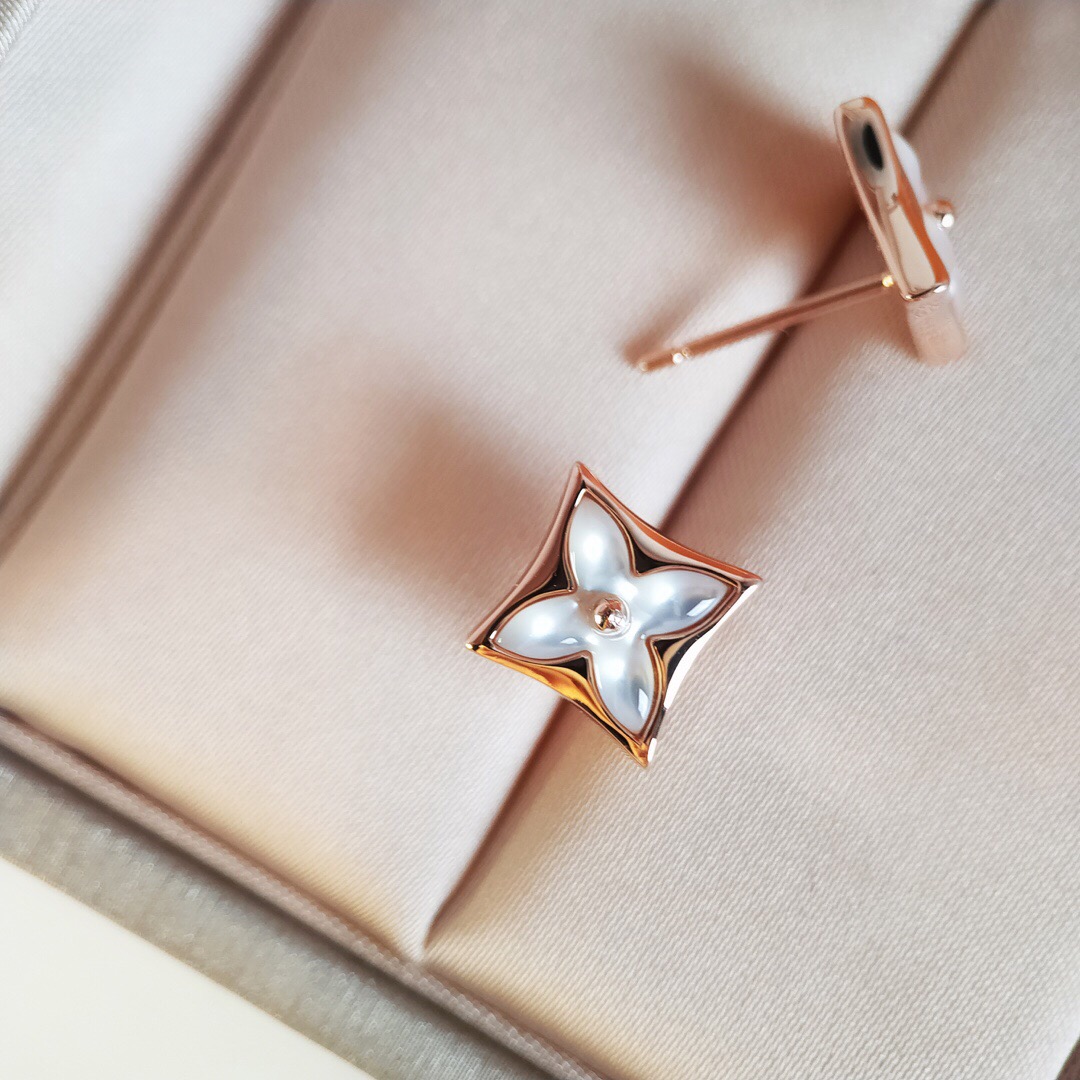 Earrings, Louis Vuitton LV