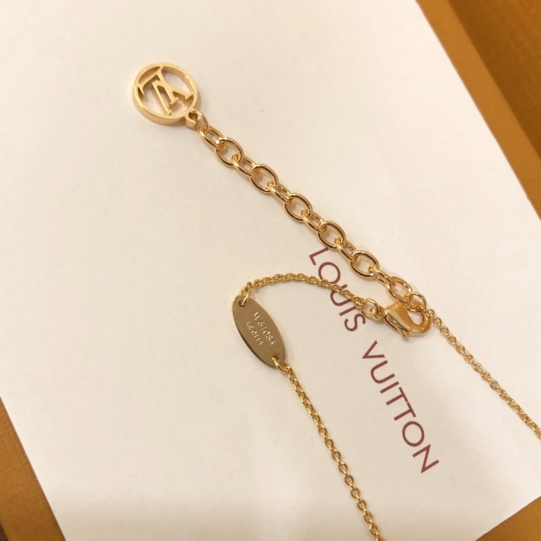 LV NECKLACE