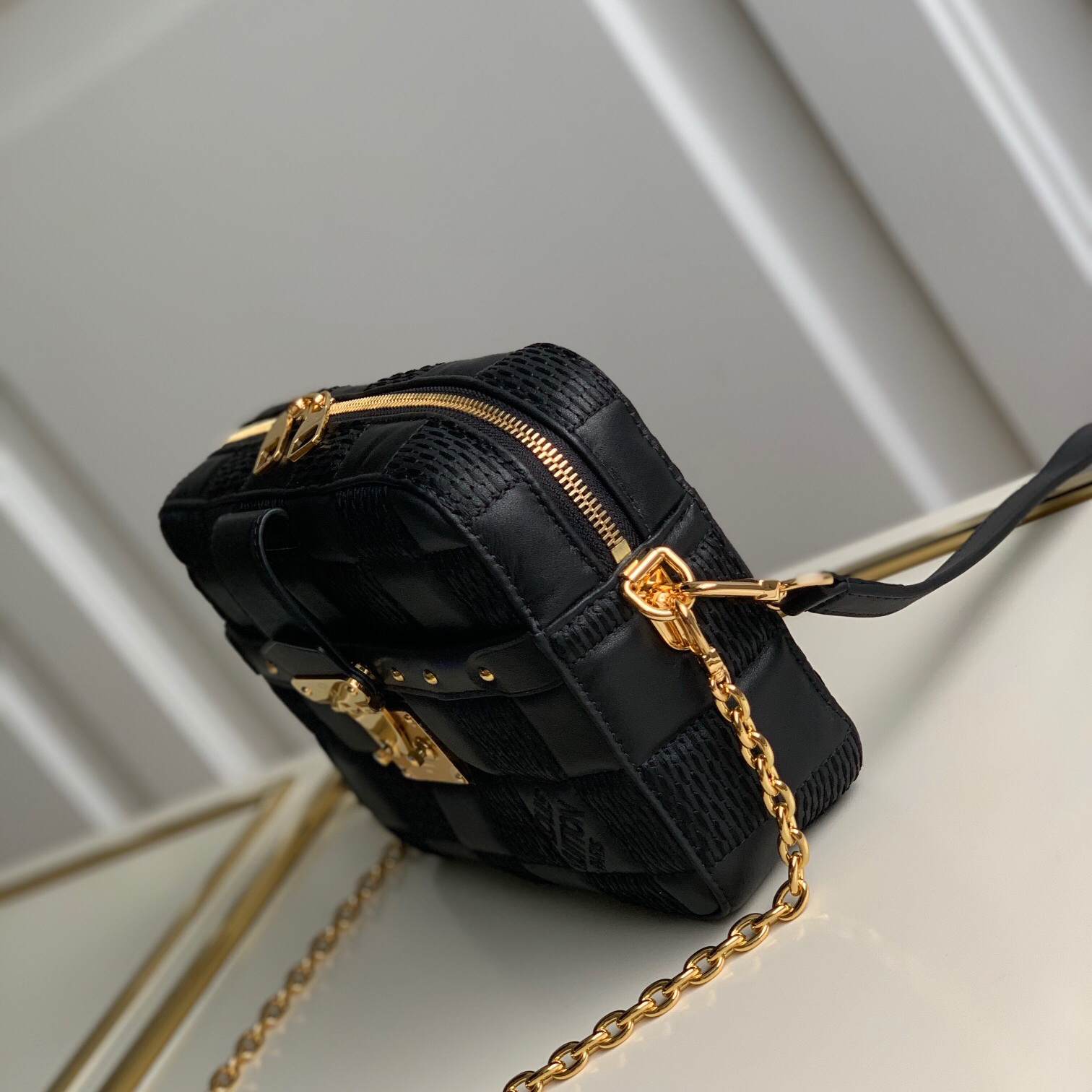 M59114  TROCA MM, Louis Vuitton LV 