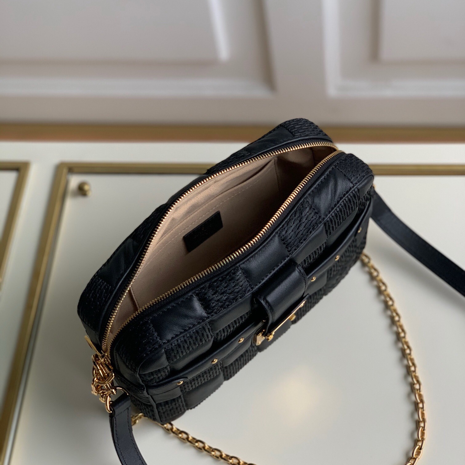 M59114  TROCA MM, Louis Vuitton LV 