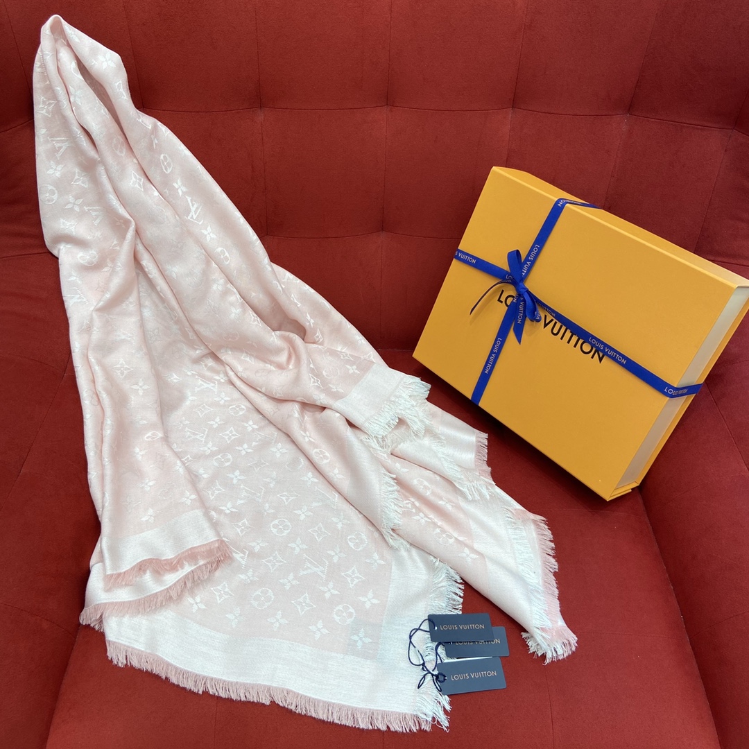 MONOGRAM SHINE SHAWL, LV