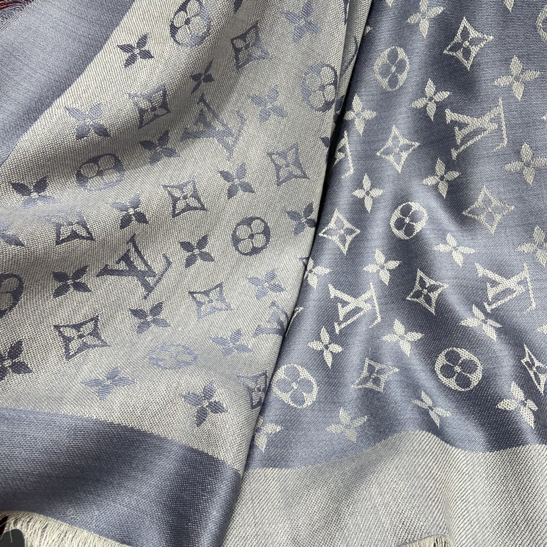 MONOGRAM SHINE SHAWL, LV