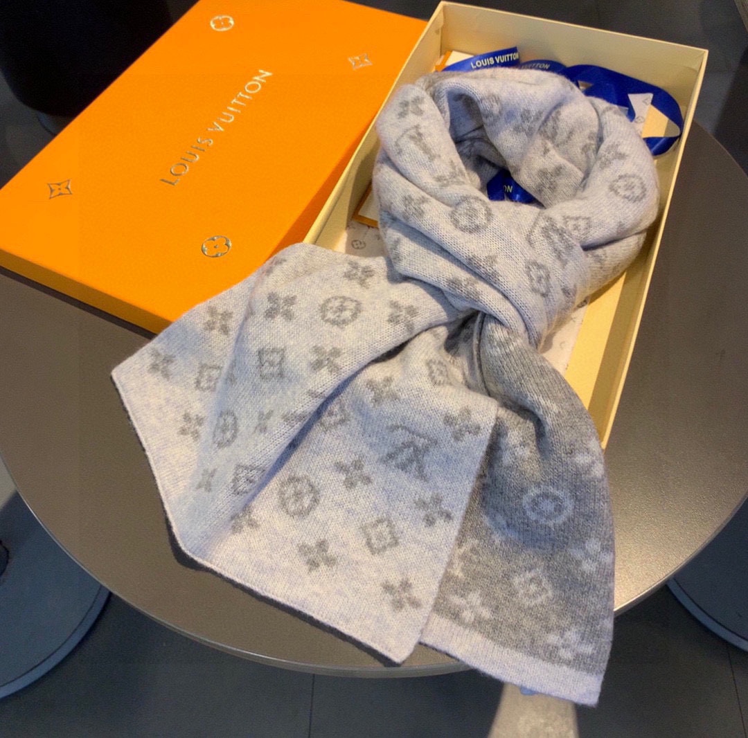 LOUIS VUITTON LV SCARF