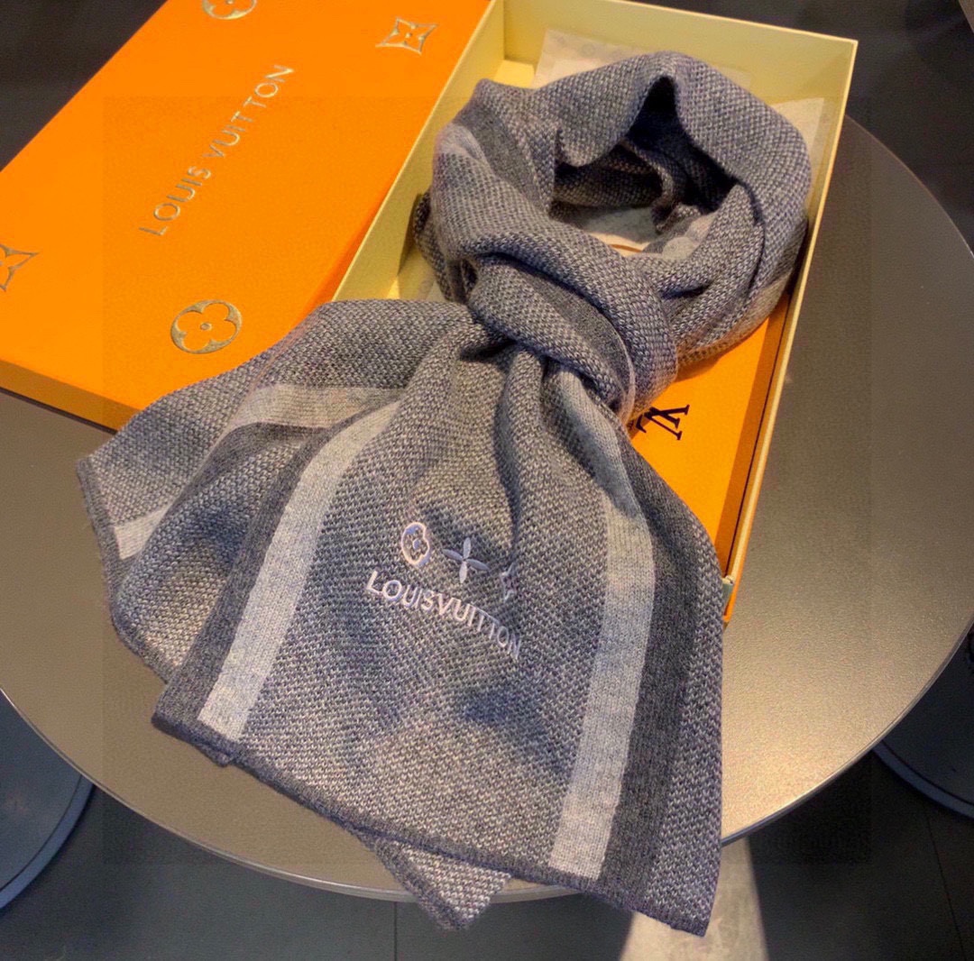 LOUIS VUITTON LV SCARF