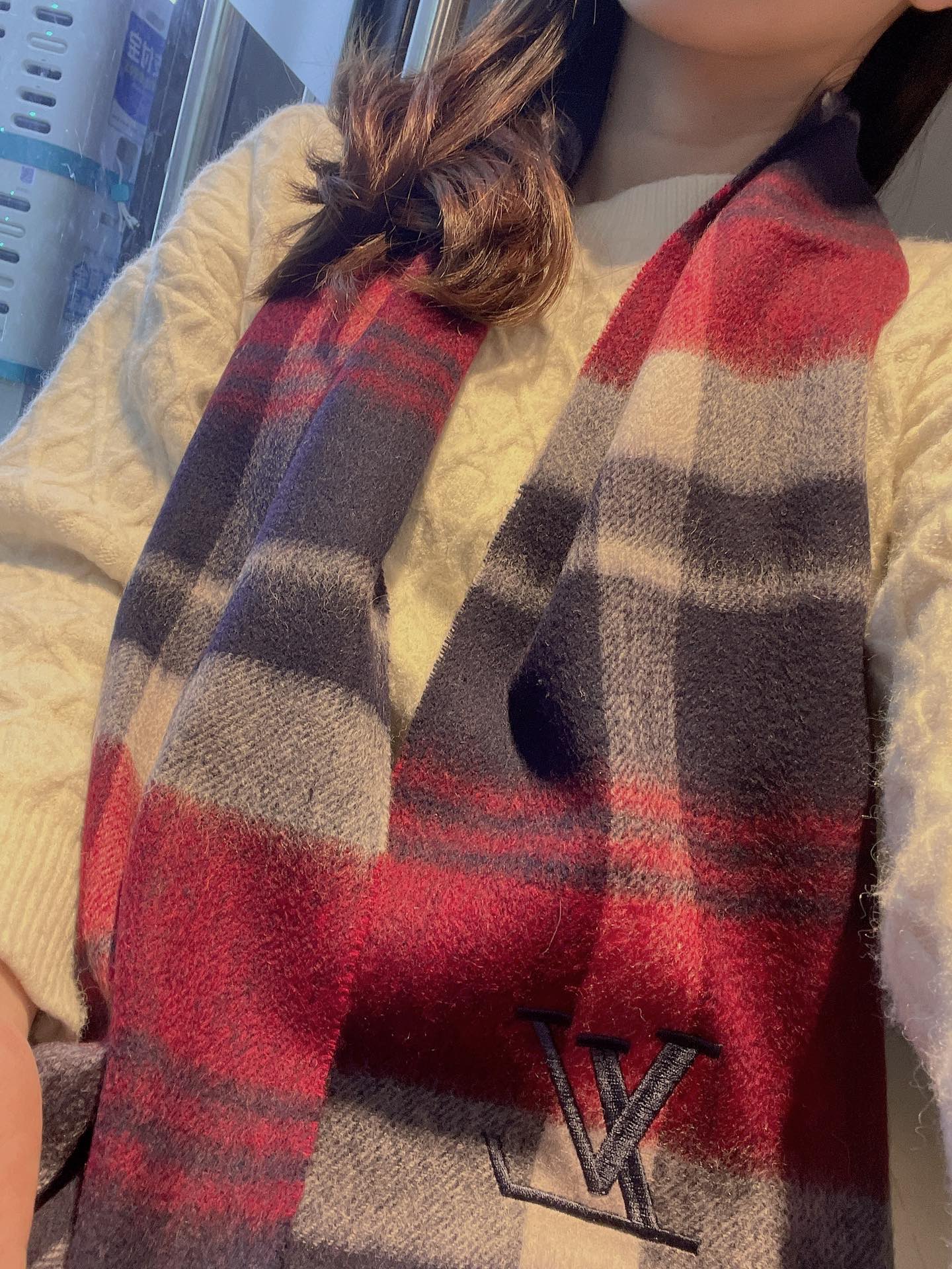 LOUIS VUITTON LV SCARF