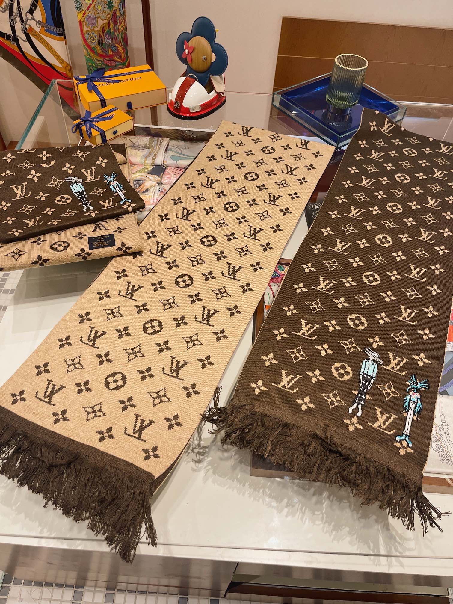 LOUIS VUITTON LV SCARF