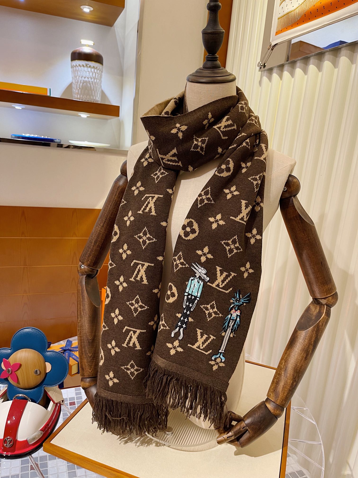 LOUIS VUITTON LV SCARF