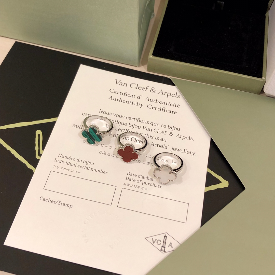 VanCleef&Arpels Ring