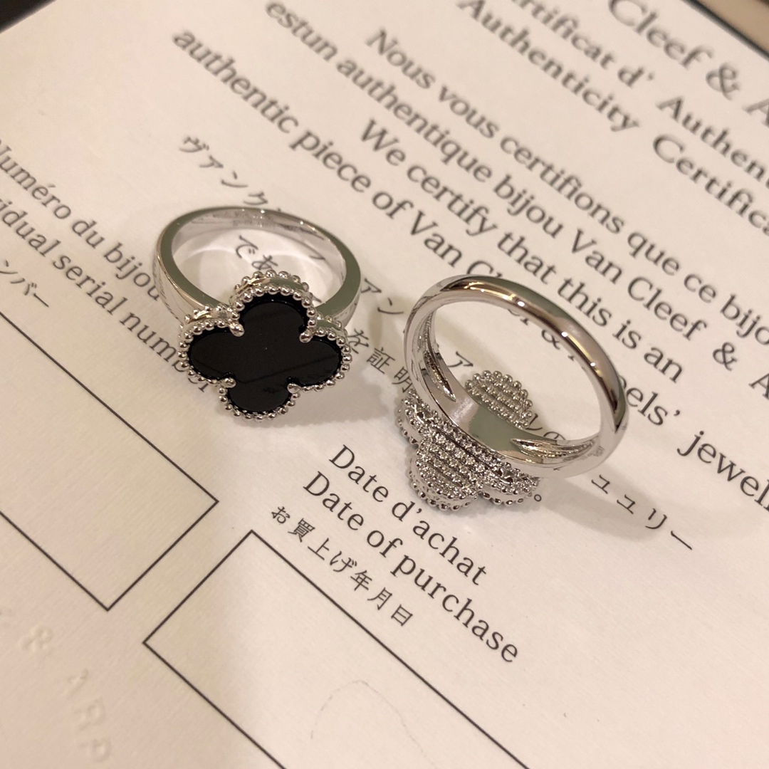 VanCleef&Arpels Ring