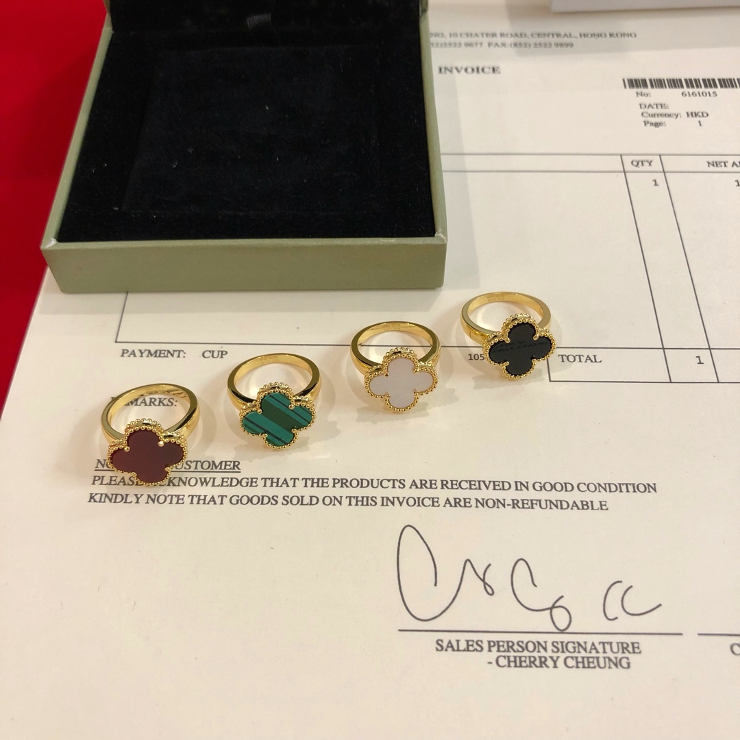 VanCleef&Arpels Ring