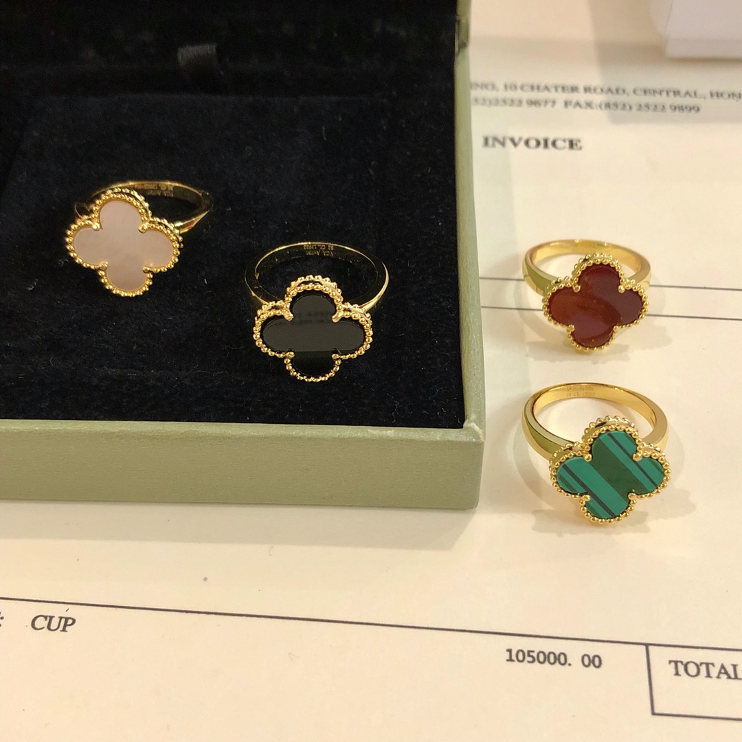 VanCleef&Arpels Ring