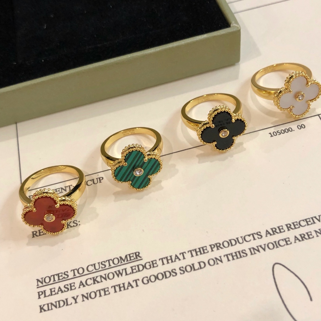 VanCleef&Arpels Ring