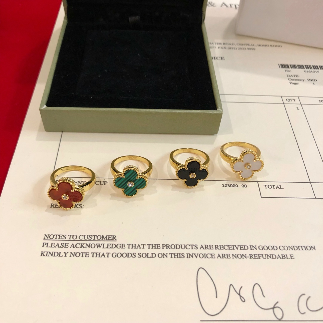 VanCleef&Arpels Ring