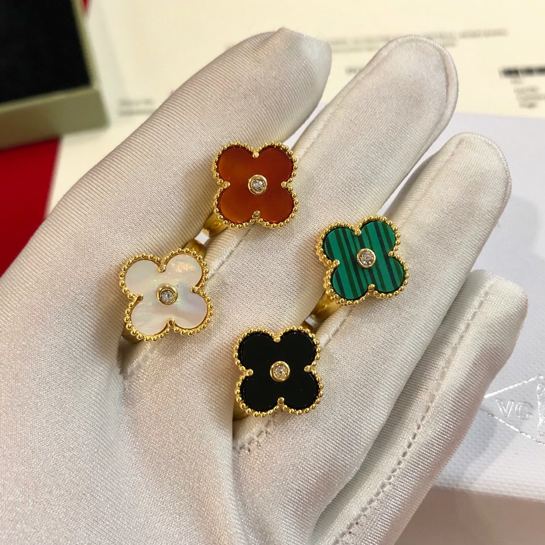 VanCleef&Arpels Ring