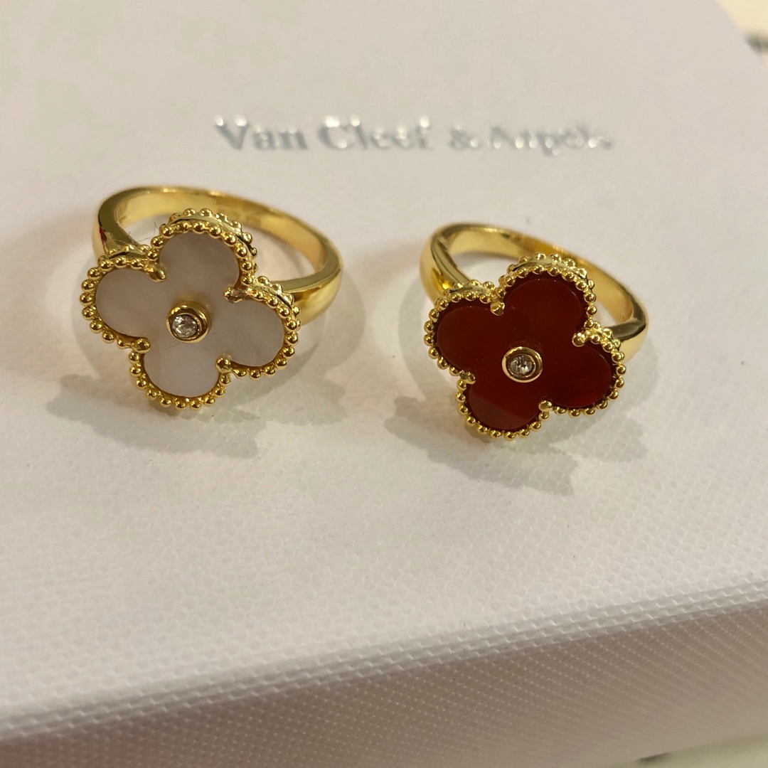 VanCleef&Arpels Ring
