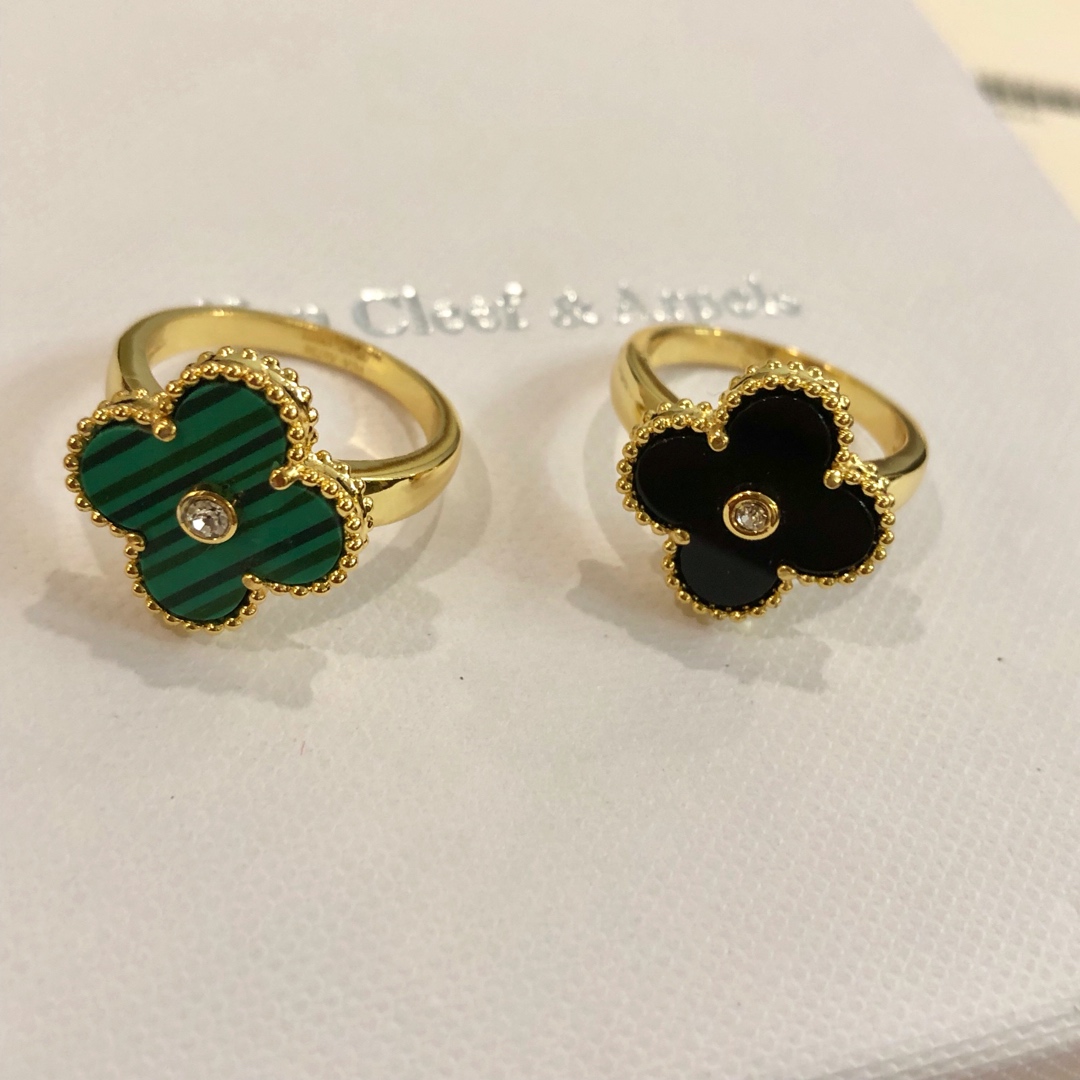 VanCleef&Arpels Ring