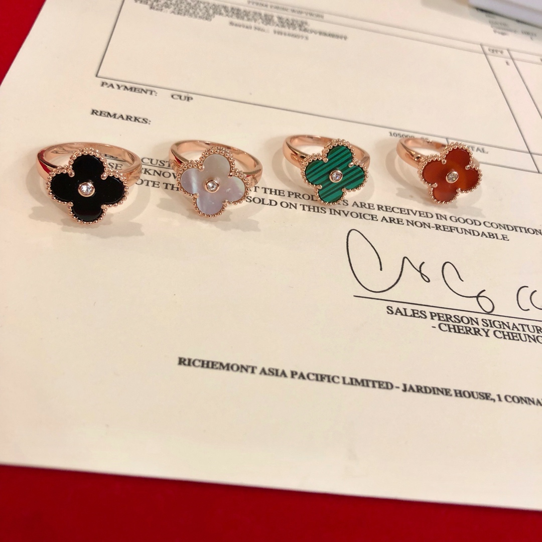 VanCleef&Arpels Ring