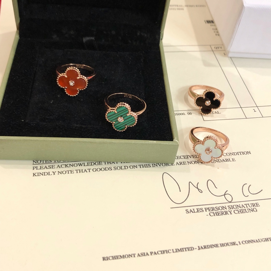 VanCleef&Arpels Ring