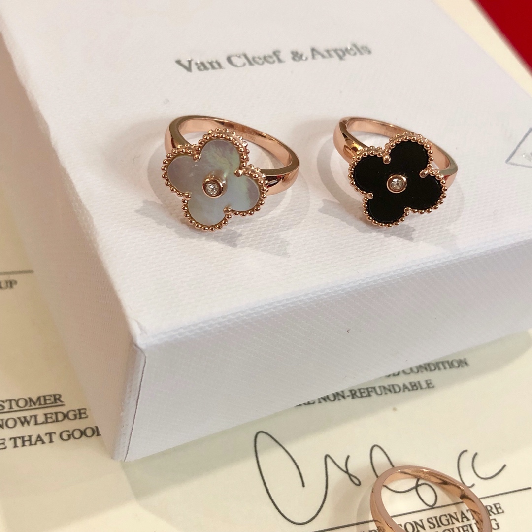 VanCleef&Arpels Ring